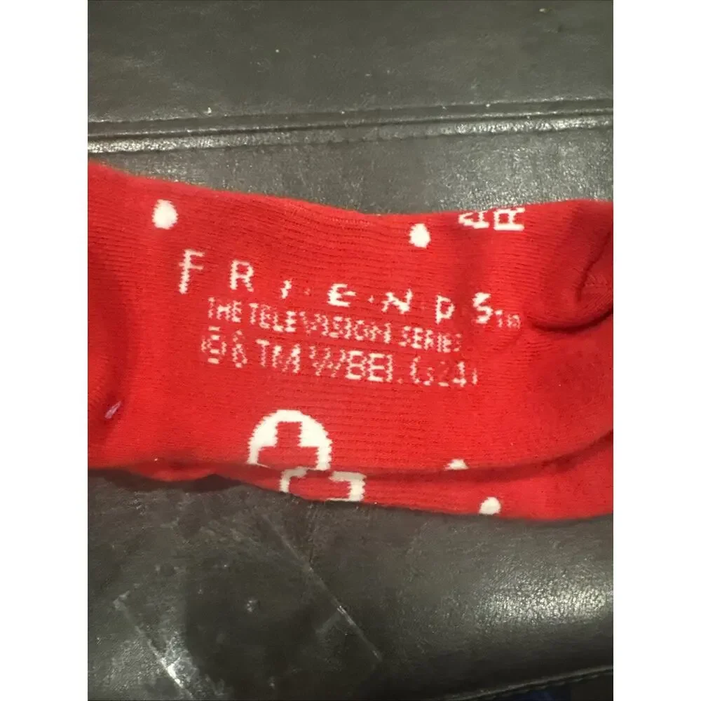 FRIENDS crew unisex socks HOLIDAY limited edition from RED CROSS